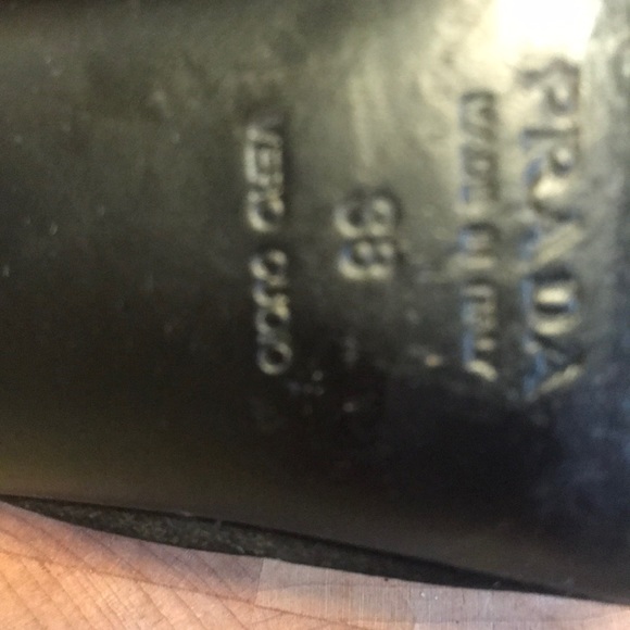 Satin PRADA backless kitten heels with velour bows - Picture 6 of 8